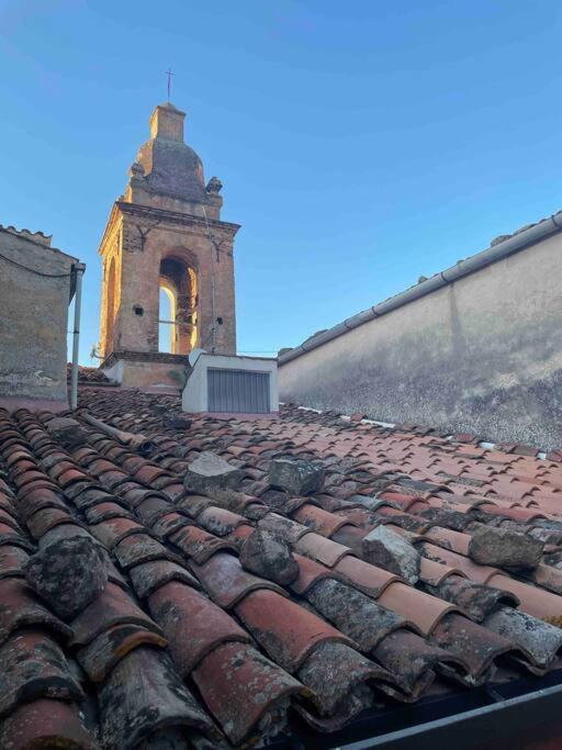 La Casa Nel Cortile Lägenhet Castelbuono  Exteriör bild